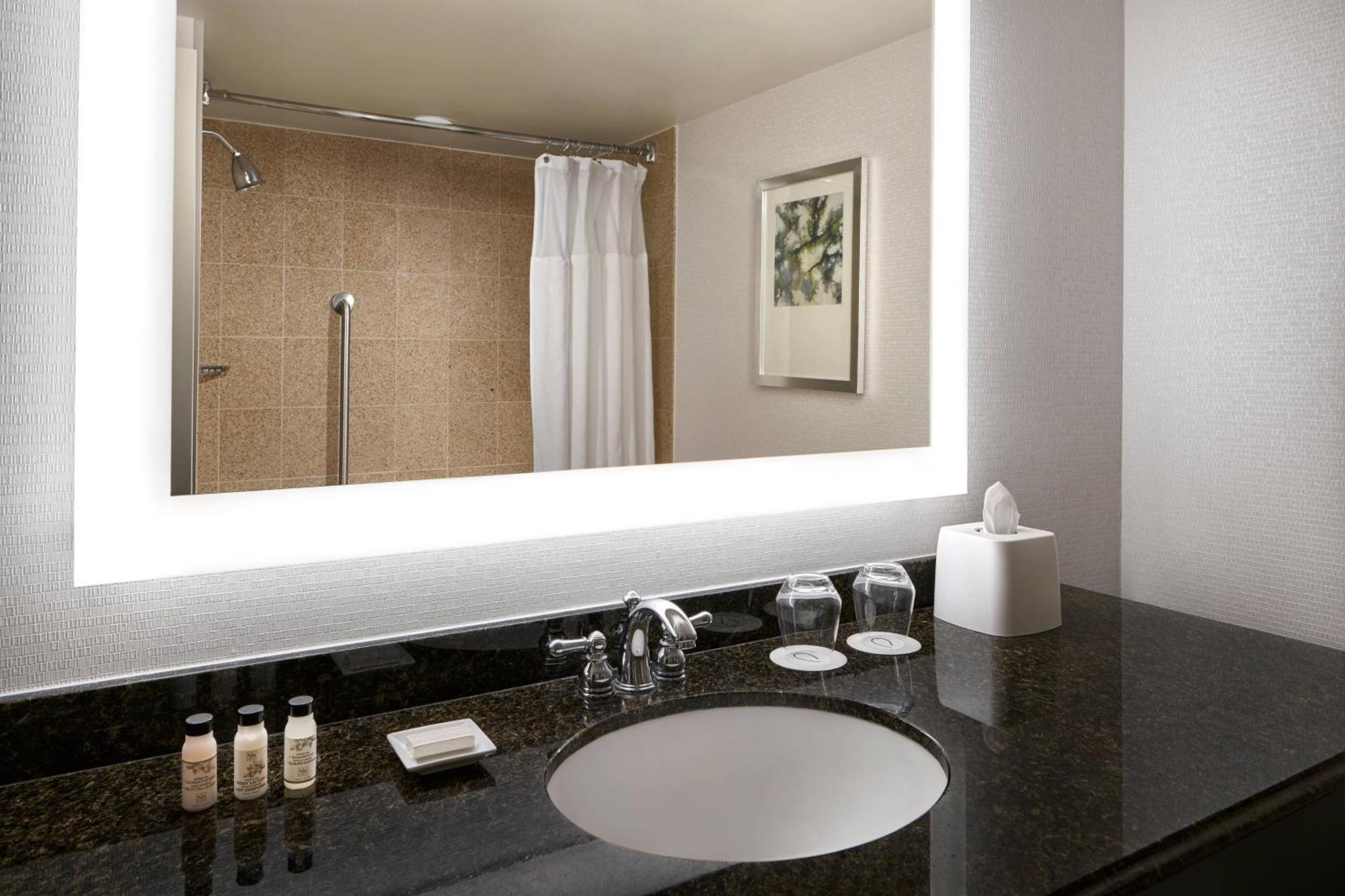 Delta Hotels By Marriott Chesapeake Norfolk Екстериор снимка