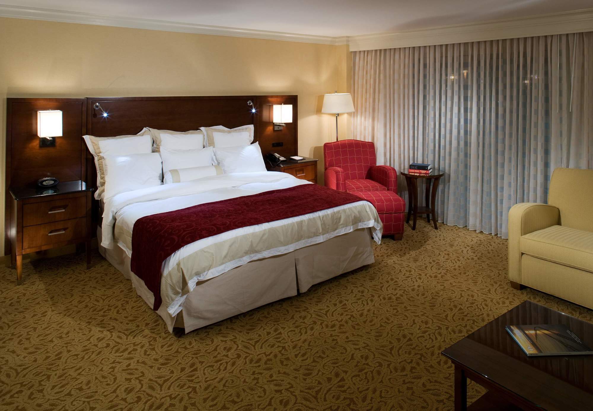 Delta Hotels By Marriott Chesapeake Norfolk Стая снимка